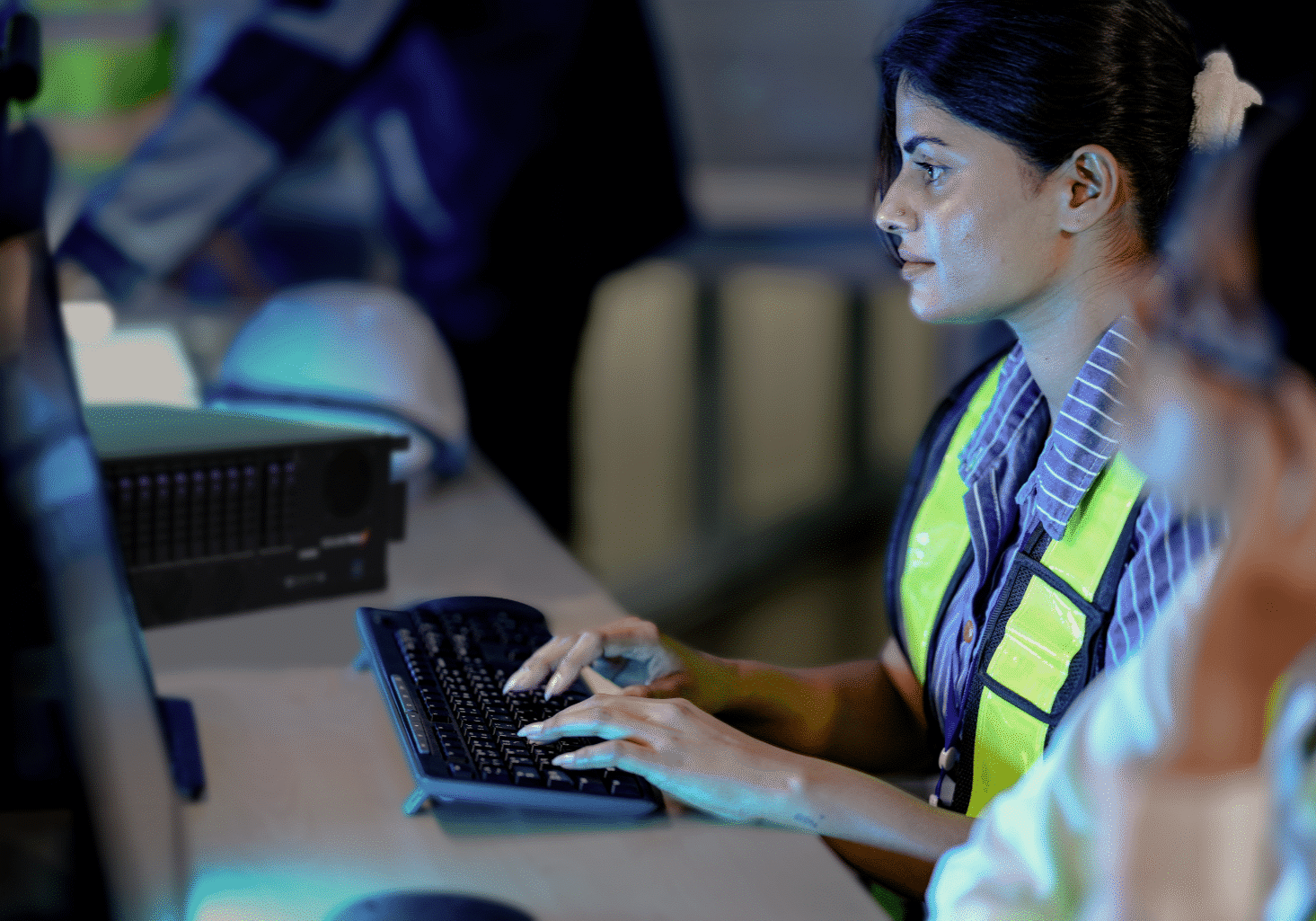 Female Emergency Operator with 9000